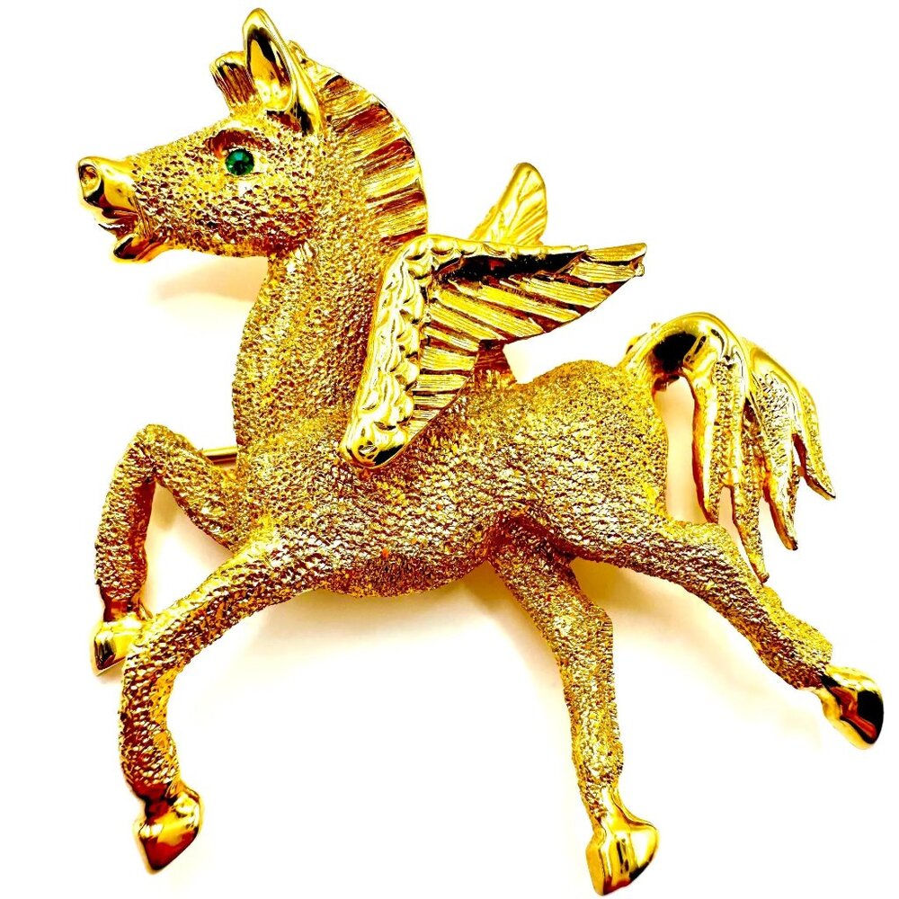 Designer Vintage Boucher Gold Tone Pegasus Brooch  - Signed & Numbered 1568